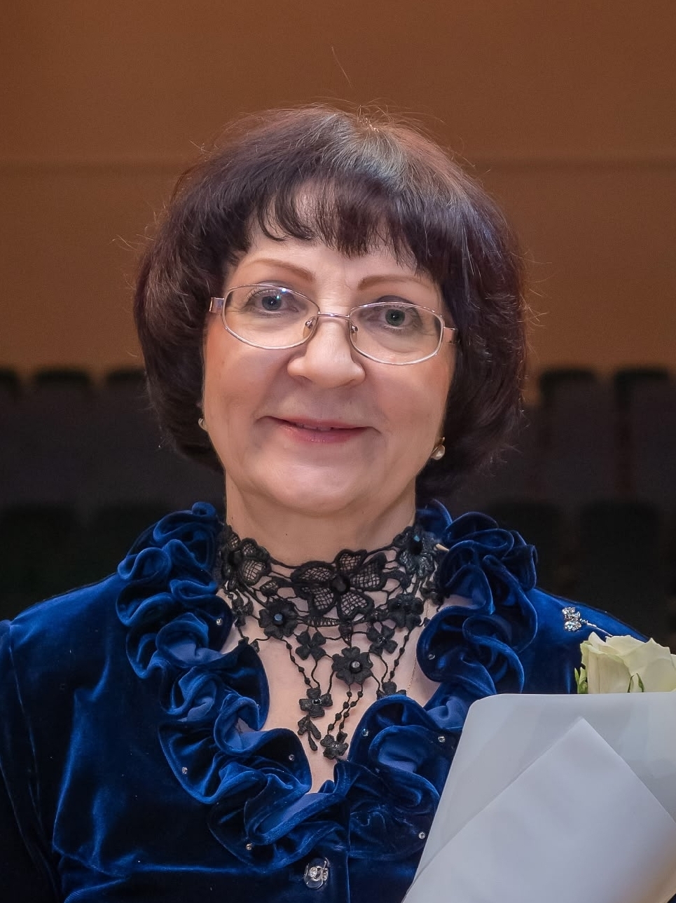 Поплянова Елена Михайловна